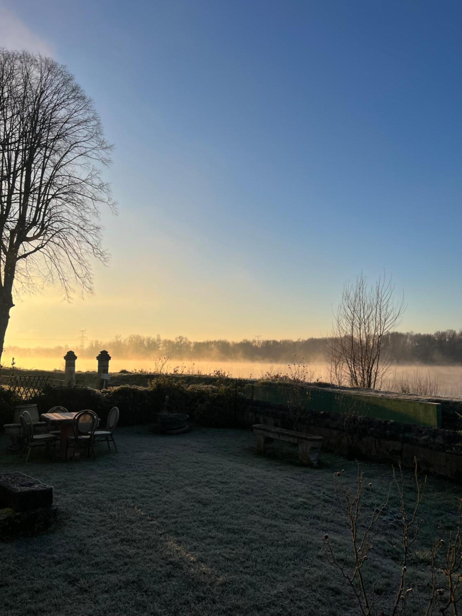 La Villa Du Fleuve Quinsac  Esterno foto